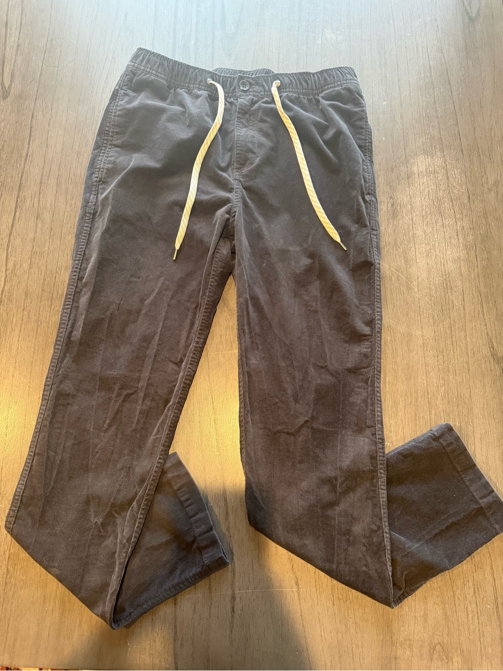 Vuori Men’s Optimist Corduroy #V440 Sz Gray Pull On Drawstring Pants Size Medium